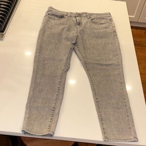 LEVI’S 721 High Rise Skinny Women’s Jeans, excellent condition. Size 33.
